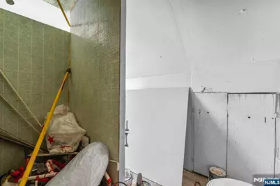 106 Burchard Avenue, East Orange, NJ 07017 - Photo 31