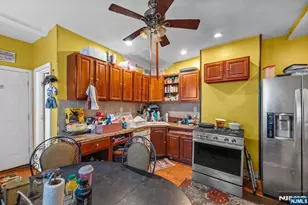 106 Burchard Ave, East Orange, NJ 07017 - Photo 7