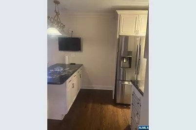 1495 E Terrace Circle 6 #6, Teaneck Township, NJ 07666 - Photo 9