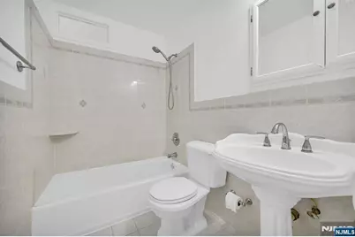 20 Rivervale Road, River Vale Township, NJ 07675 - Photo 13