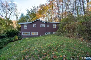 18 Decker Pond Rd, Sussex, NJ 07461 - Photo 9