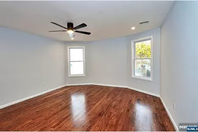 231 Highland Avenue, Orange, NJ 07050 - Photo 27