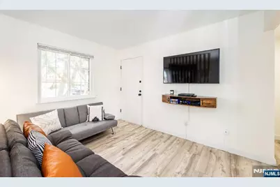 79 Getty Avenue 4B #4B, Clifton, NJ 07011 - Photo 1