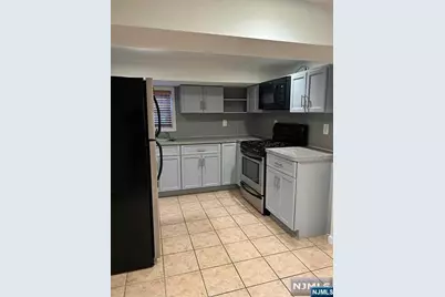 493 Morningside Avenue 1 #1, Fairview, NJ 07022 - Photo 3