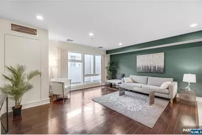 310 Cliff Lane 3C #3C, Cliffside Park, NJ 07010 - Photo 3