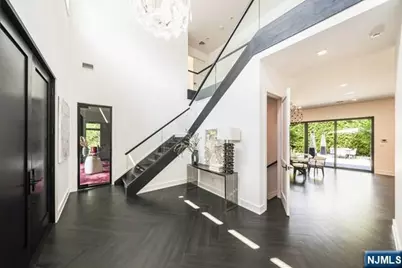 202 Alpine Drive, Closter, NJ 07624 - Photo 7