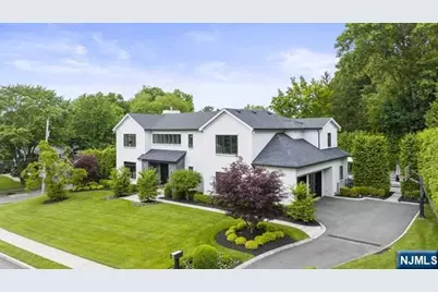 202 Alpine Drive, Closter, NJ 07624 - Photo 5