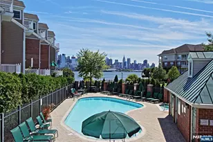 454 Albany, West New York, NJ 07093 - Photo 29