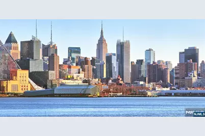 454 Albany, West New York, NJ 07093 - Photo 31