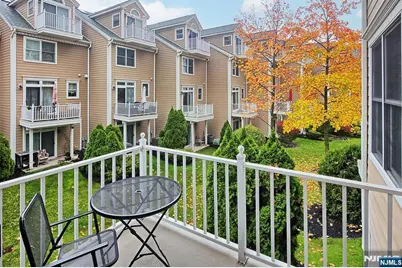 454 Albany, West New York, NJ 07093 - Photo 3