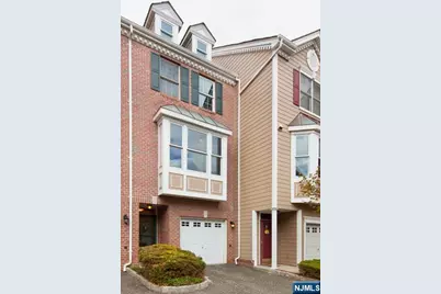 454 Albany, West New York, NJ 07093 - Photo 23