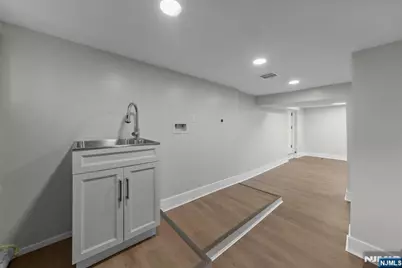 68 Cathedral Avenue, Nutley, NJ 07110 - Photo 29