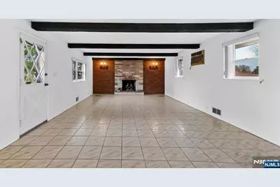 66 Jamros Terrace, Saddle Brook Township, NJ 07663 - Photo 13