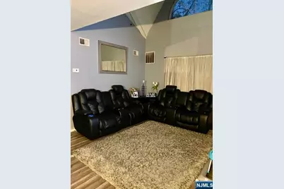 539 Union Avenue 11 #11, Irvington, NJ 07111 - Photo 5