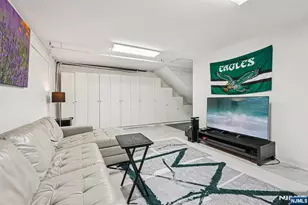 25 Vela Way, Edgewater, NJ 07020 - Photo 31