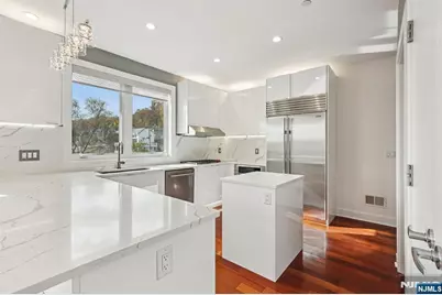 25 Vela Way, Edgewater, NJ 07020 - Photo 11