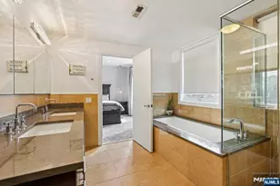 25 Vela Way, Edgewater, NJ 07020 - Photo 19