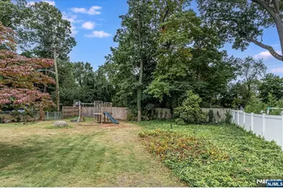354 Plaza Road, Fair Lawn, NJ 07410 - Photo 25