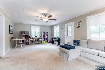 354 Plaza Road, Fair Lawn, NJ 07410 - Photo 11