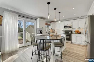 5 Greene St, Mahwah, NJ 07430 - Photo 3