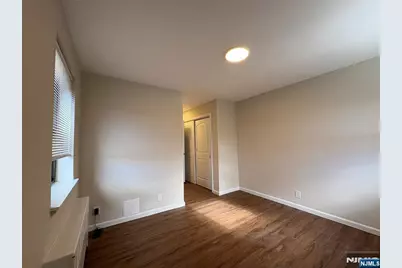 2329 Hudson Terrace C3 #C3, Fort Lee, NJ 07024 - Photo 41