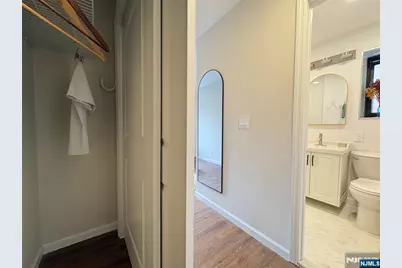 2329 Hudson Terrace C3 #C3, Fort Lee, NJ 07024 - Photo 33