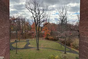 2329 Hudson Terrace C3, Fort Lee, NJ 07024 - Photo 23