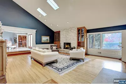 4 Summertree Way, Montvale, NJ 07645 - Photo 5