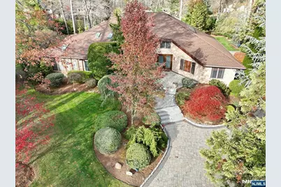 4 Summertree Way, Montvale, NJ 07645 - Photo 35