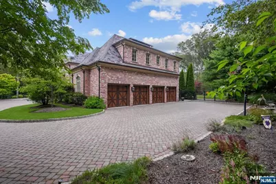 29 N Church Road, Saddle River, NJ 07458 - Photo 3