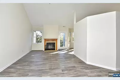 630 Fairfax Drive, Ramsey, NJ 07446 - Photo 5