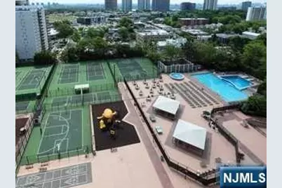 2000 Linwood Avenue 10M #10M, Fort Lee, NJ 07024 - Photo 21