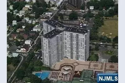 2000 Linwood Avenue 10M #10M, Fort Lee, NJ 07024 - Photo 19