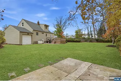 20 Dojean Court, Bergenfield, NJ 07621 - Photo 29