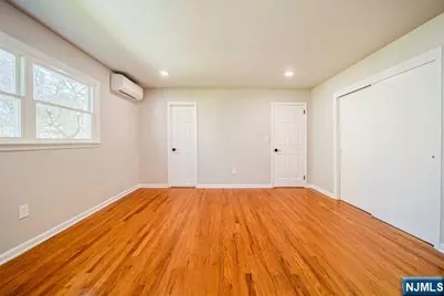 526 Orchard Avenue 1 #1, Palisades Park, NJ 07650 - Photo 15