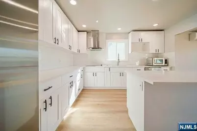 526 Orchard Avenue 1 #1, Palisades Park, NJ 07650 - Photo 5