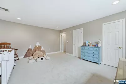 425 Saddle Back Trail, Franklin Lakes, NJ 07417 - Photo 17