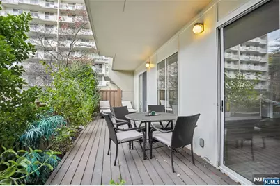 1077 River Road Th5 #TH5, Edgewater, NJ 07020 - Photo 15