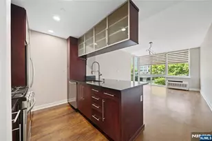 301 Hudson Park 301, Edgewater, NJ 07020 - Photo 23