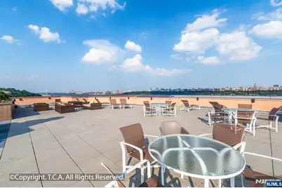 301 Hudson Park 301 #301, Edgewater, NJ 07020 - Photo 19