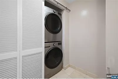 301 Hudson Park 301 #301, Edgewater, NJ 07020 - Photo 21