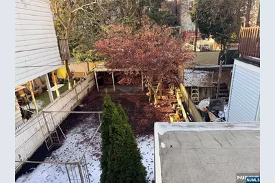6013 Buchanan Place, West New York, NJ 07093 - Photo 17