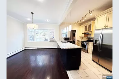 6013 Buchanan Place, West New York, NJ 07093 - Photo 5