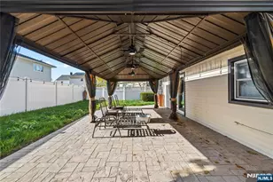 2 Elmwood Terrace, Elmwood Park, NJ 07407 - Photo 15