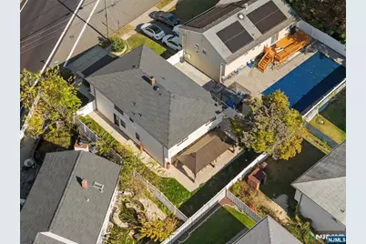 2 Elmwood Terrace, Elmwood Park, NJ 07407 - Photo 5