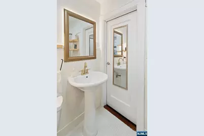 401 Conrad Road, Englewood, NJ 07631 - Photo 27