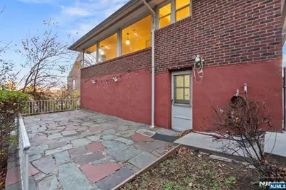 5 Washington Avenue, Cliffside Park, NJ 07010 - Photo 31