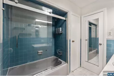 5 Washington Avenue, Cliffside Park, NJ 07010 - Photo 11