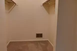 1060 Ash Dr, Mahwah, NJ 07430 - Photo 17