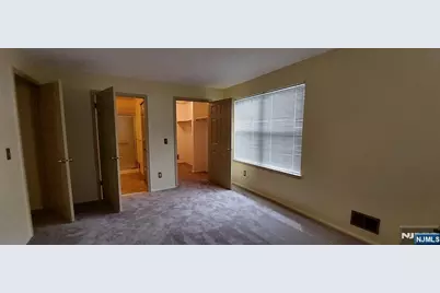 1060 Ash Drive, Mahwah, NJ 07430 - Photo 13